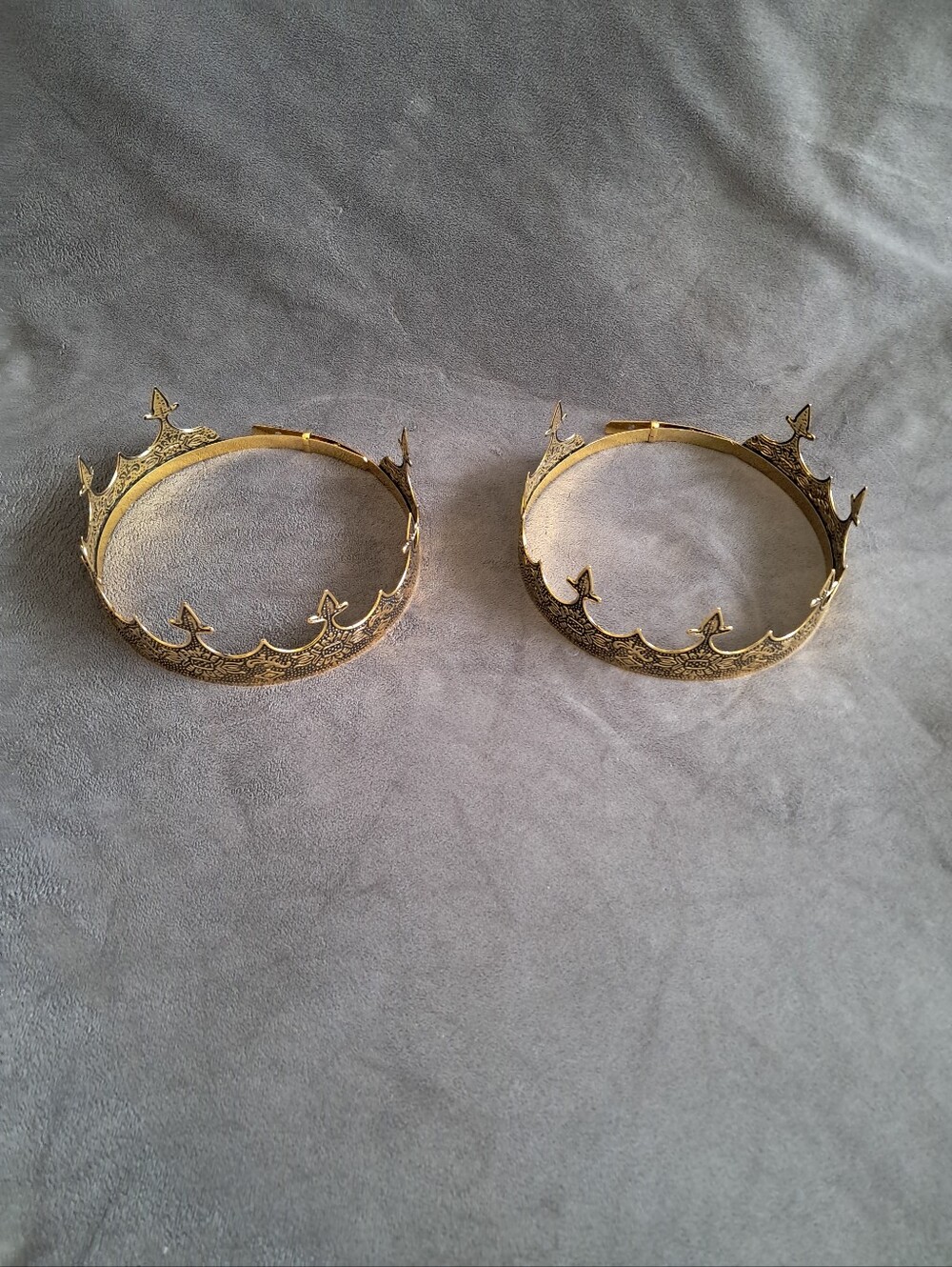 Ornate Gold Metal Crown - Set of 2 - Picture 2 of 7